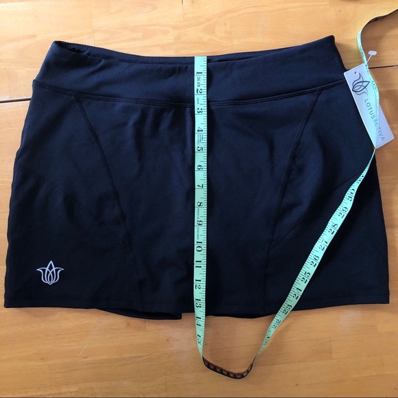 🧘🏻♀️ Lotus Activa Black Athletic Skort - Picture 11 of 11